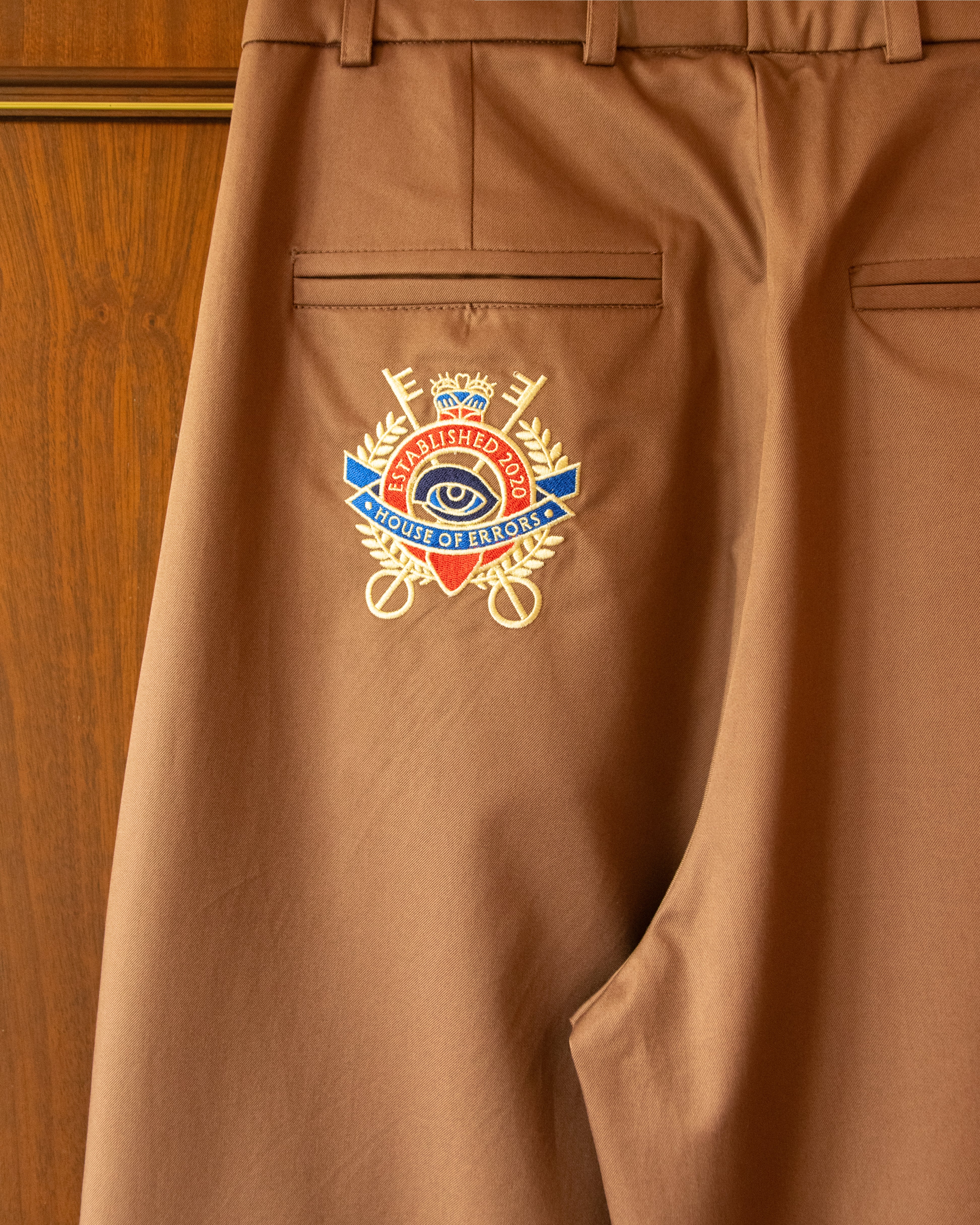 CROWN TROUSERS IN BROWN - Image 4