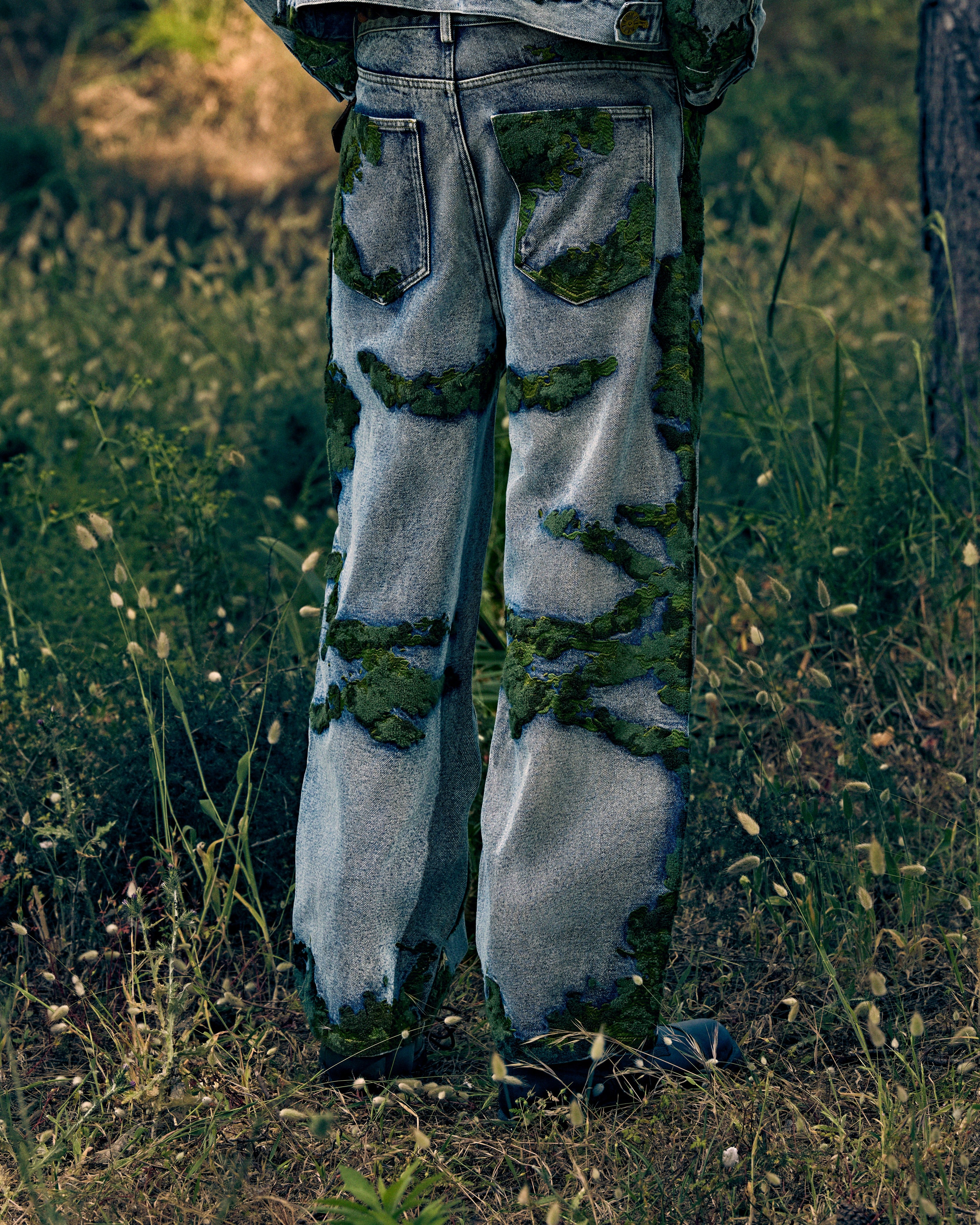 EMBROIDERED MOSS JEANS - Image 7