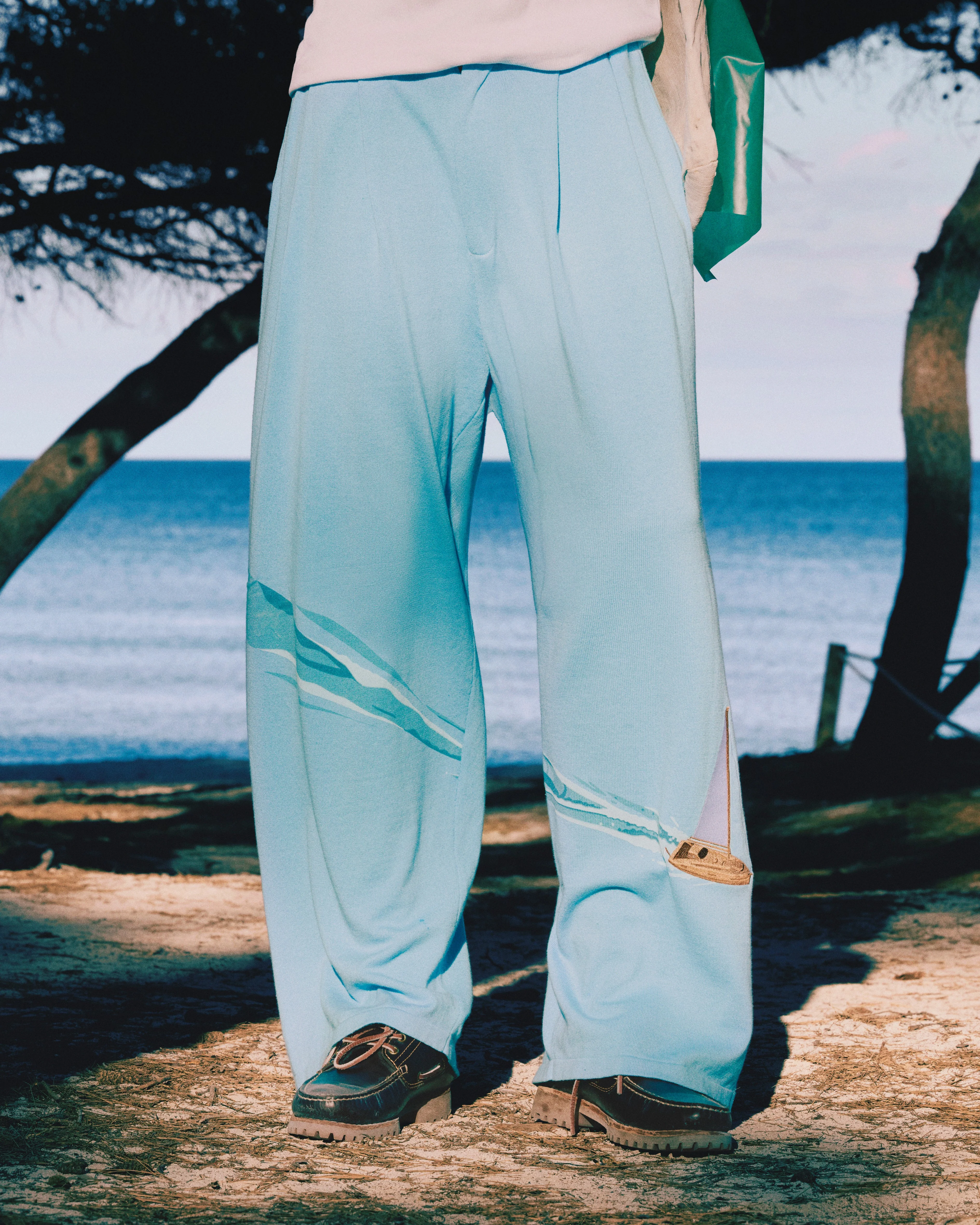 KNITTED COTTON BOAT TROUSERS - Image 7