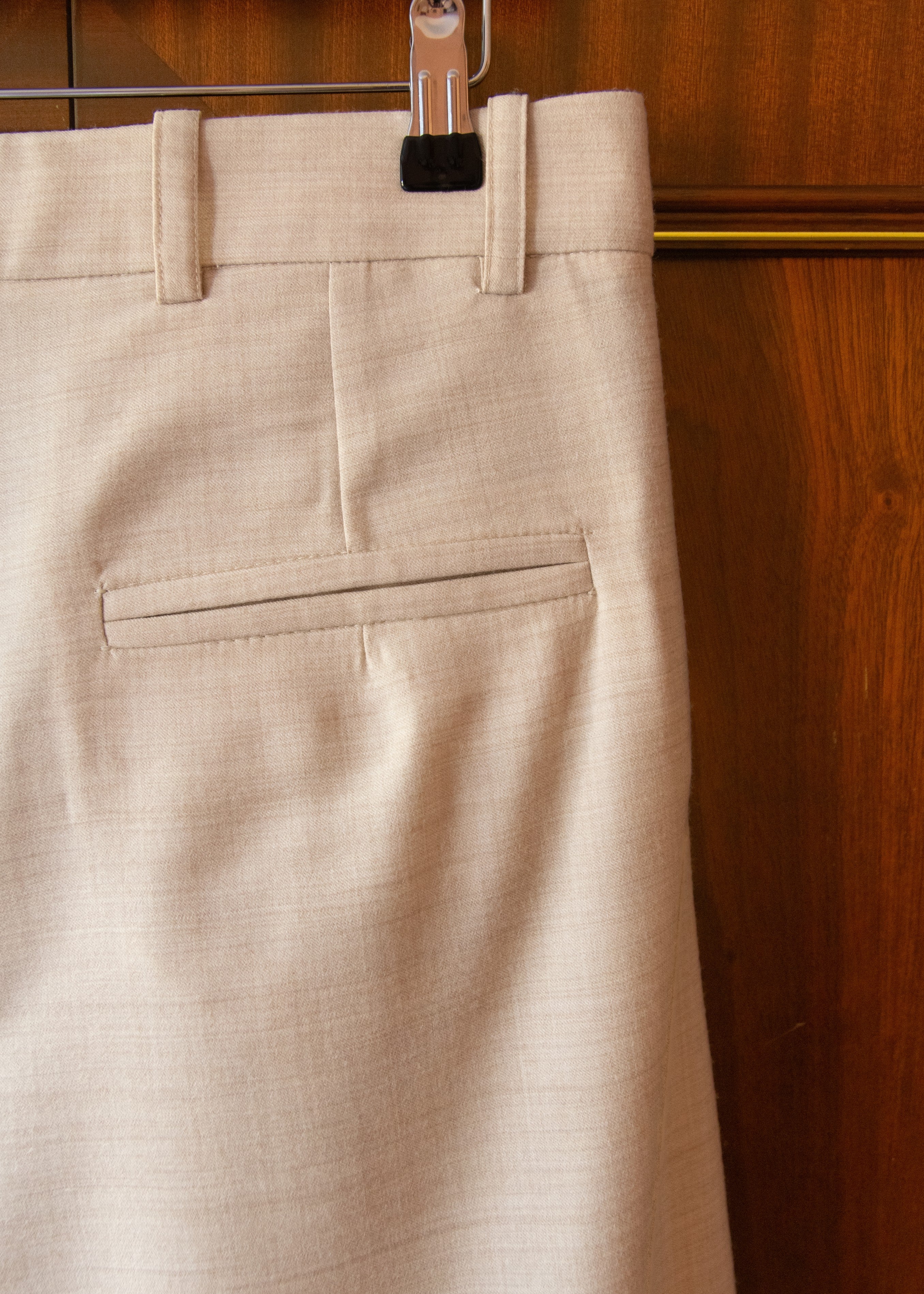 PLEATED WOOL FLOCK TROUSERS IN CREAM - Image 5
