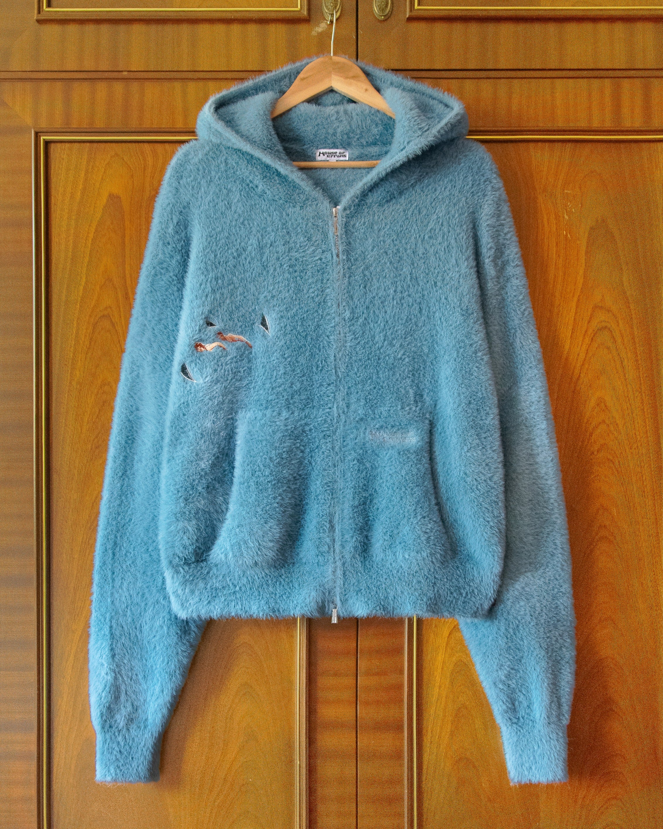 SHAGGY SHARK ZIP HOODIE
